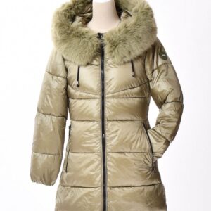 Abrigo de pelo natural verde