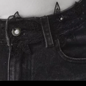 Pantalón gris encaje