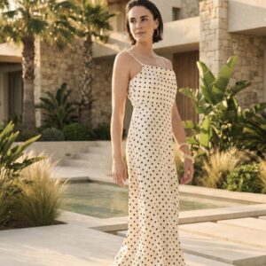 Vestido lunares blanco